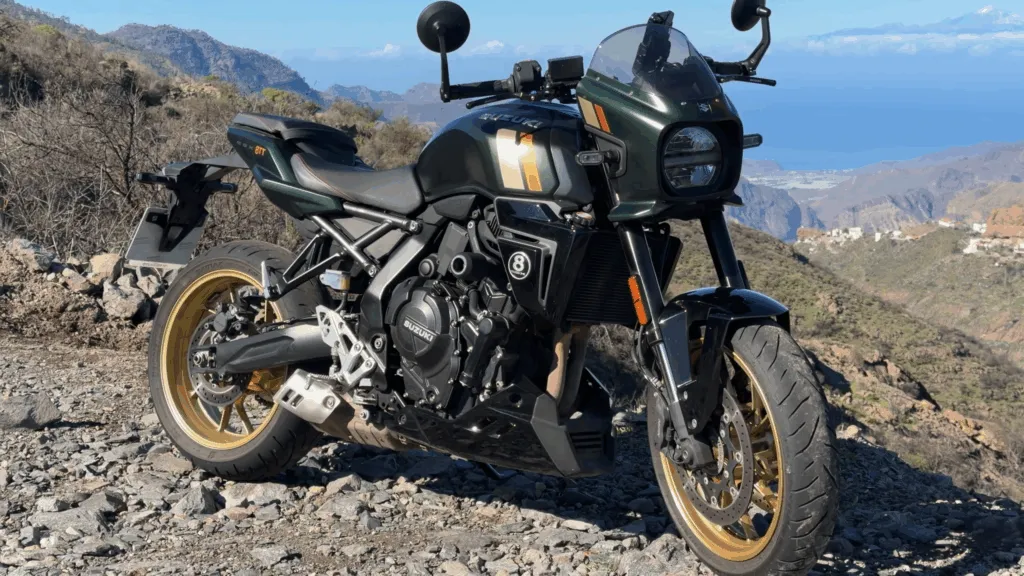 Обзор Suzuki GSX-8T 2026: нео-ретро мотоцикл, идеально сочетающий классический характер с современными инженерными решениями