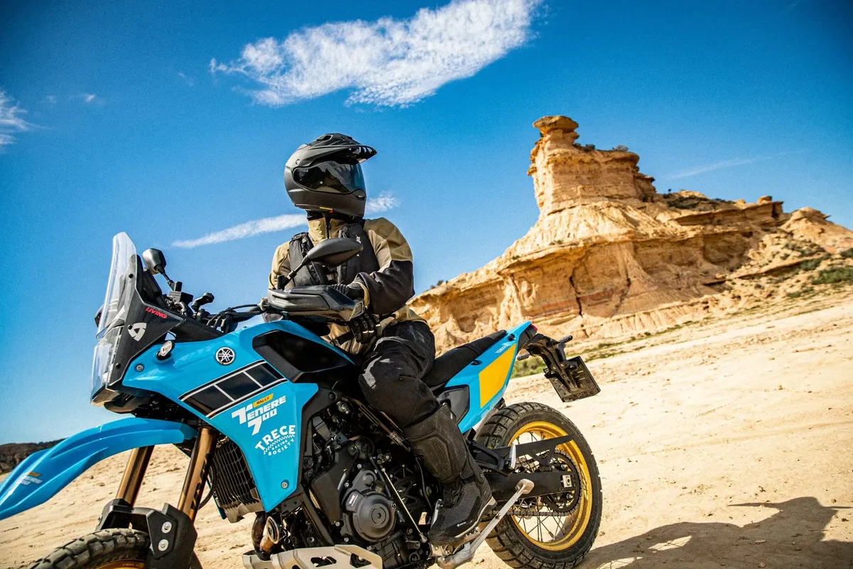 Новый Shoei Hornet ADV 06: обновленная конструкция и соответствие стандарту ECE 22.06 — фото 3