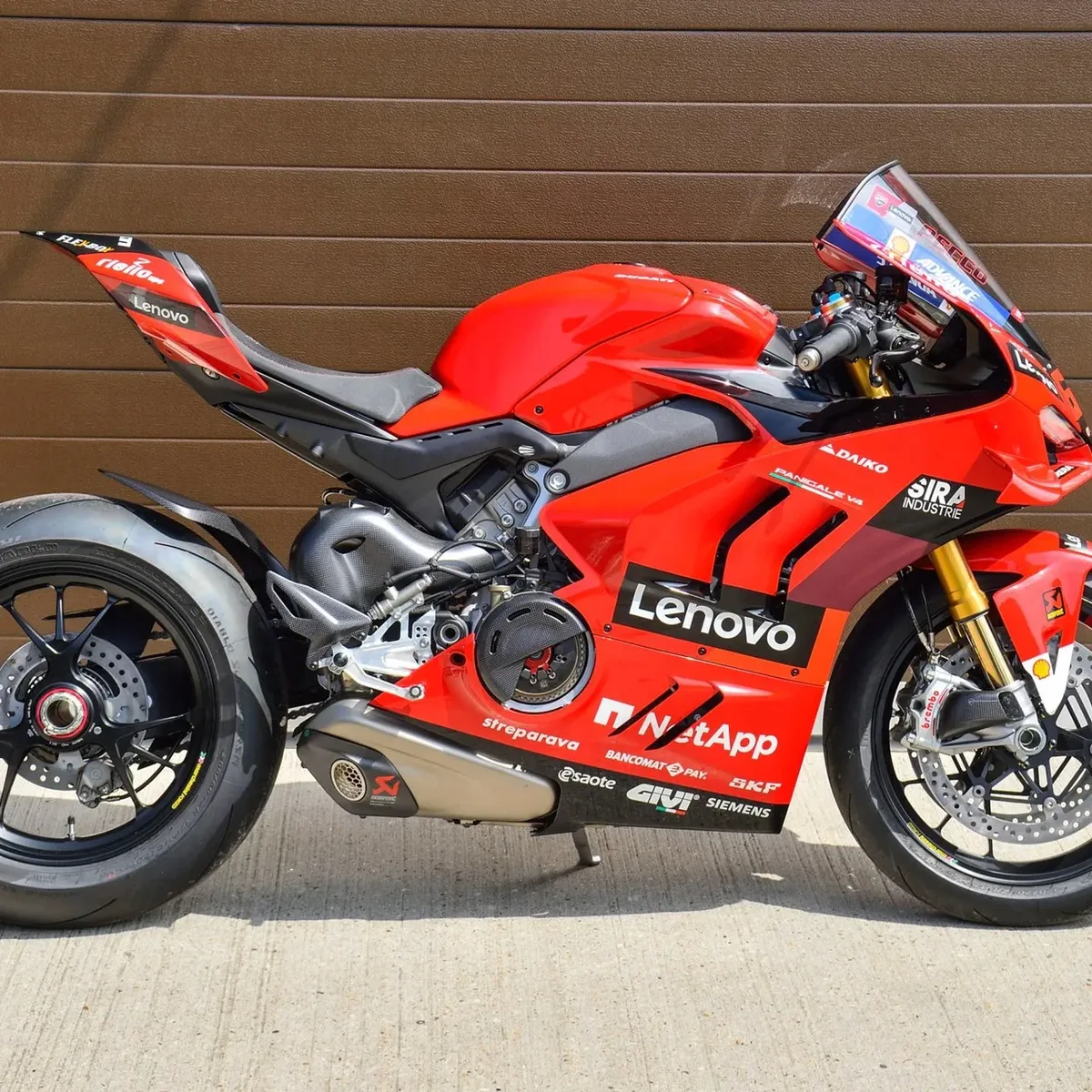Редкие экземпляры Ducati отправляются на аукцион — фото 3