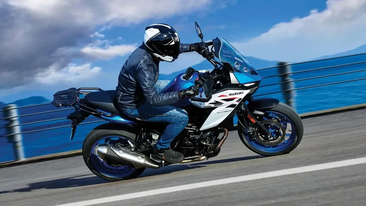 Представлен новый Suzuki SV-7GX: маневренный спорт-турист для рынка США