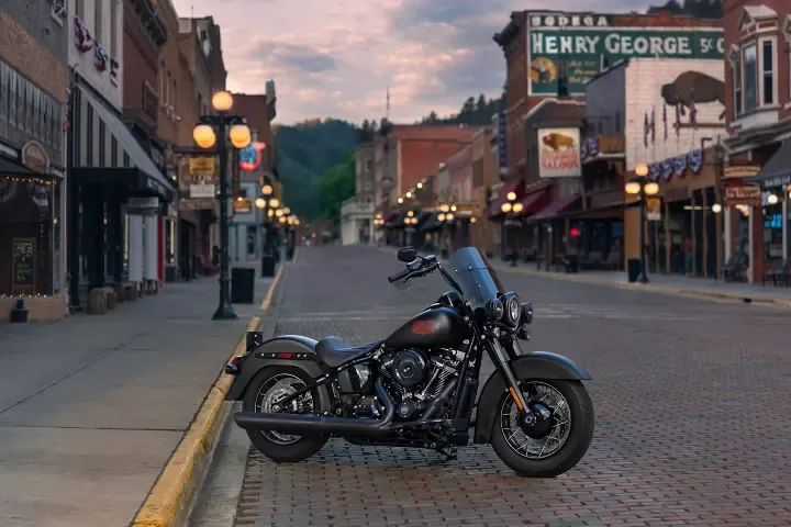 Первый взгляд на Harley-Davidson Deadwood 2026 года — фото 2