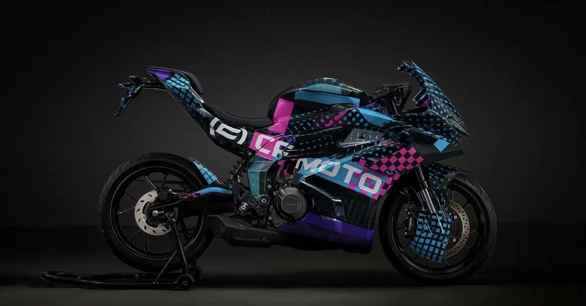CFMoto 250SR-R: Ждем двухцилиндровую версию?