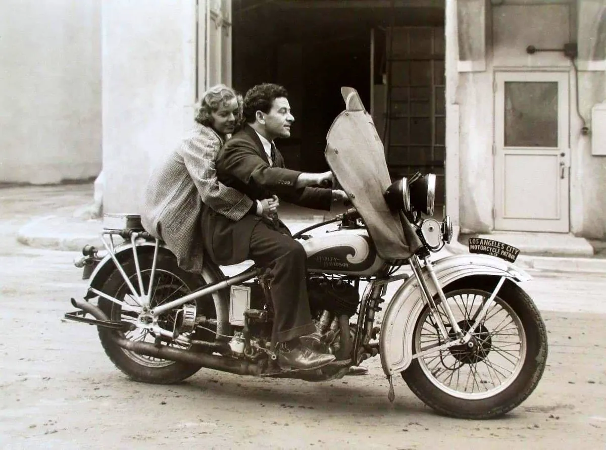 Как Harley-Davidson Knucklehead определил звучание американского V-twin