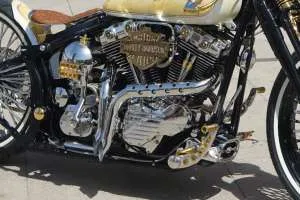 Награжденный титулами Harley-Davidson Softail от Lord Drake Kustoms — фото 3