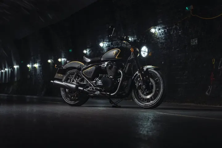 Открыта регистрация на лимитированную серию Royal Enfield Shotgun 650 — фото 2