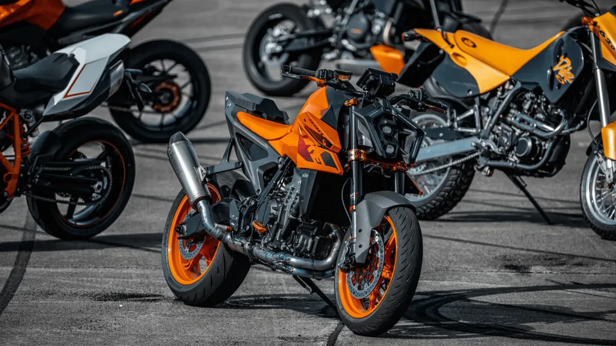 KTM запускает акцию PowerDeals и предлагает бесплатный пакет Tech Pack