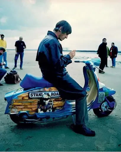 Знаменитая Lambretta «Stanley Road», принадлежавшая Полу Уэллеру, выставлена на аукцион — фото 4