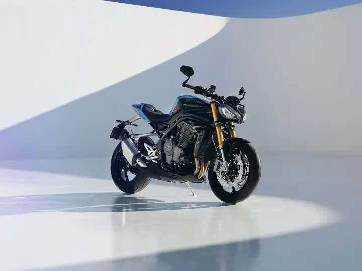 Галерея Triumph Speed Triple 1200 RS 2027 года — фото 2