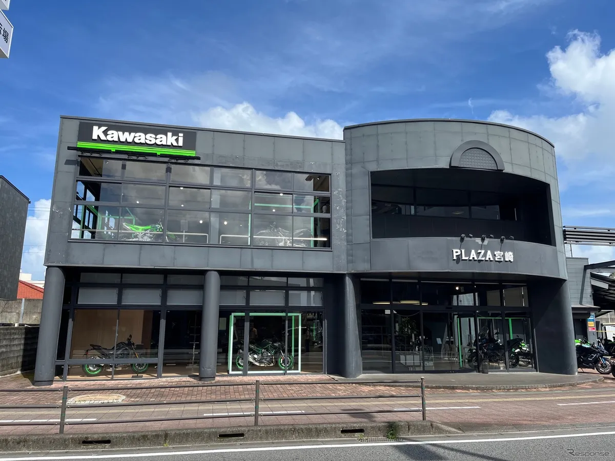 Обновление Kawasaki Plaza Miyazaki: экспозиция «Клетка» с использованием световых рамок