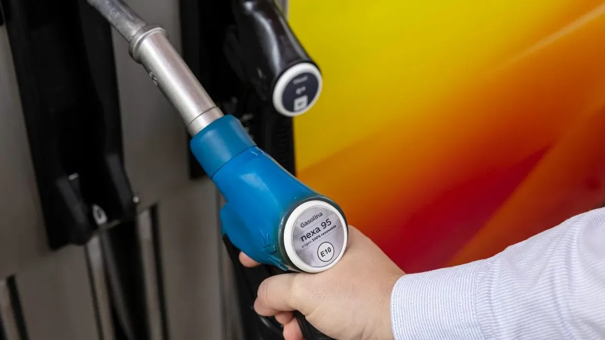 BMW, Toyota, Bosch и Repsol запускают испытания 100-процентного возобновляемого бензина в реальных условиях