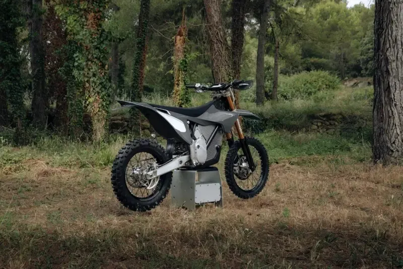 Stark VARG Factory Edition: представлены «экстремальные» версии MX и EX — фото 2