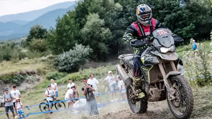 Triumph примет участие в Red Bull Romaniacs 2026