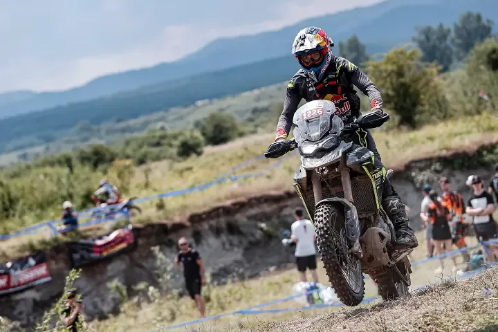 Triumph примет участие в Red Bull Romaniacs 2026 — фото 2