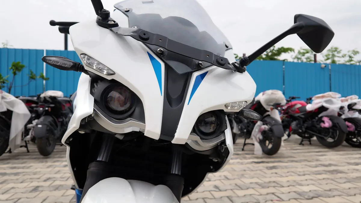 Два новых мотоцикла Bajaj Pulsar будут выпущены до начала праздничного сезона в Индии