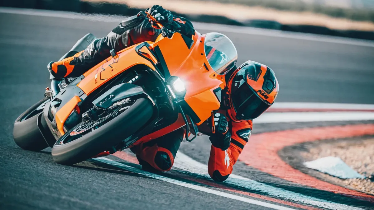 Программа KTM Ride возвращается с рекордным количеством туров, обучающих мероприятий и тест-драйвов