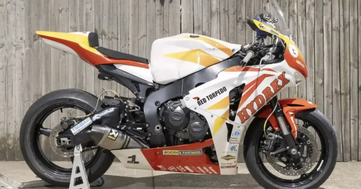 Honda CBR1000RR Гая Мартина с Isle of Man TT выставлена на аукцион