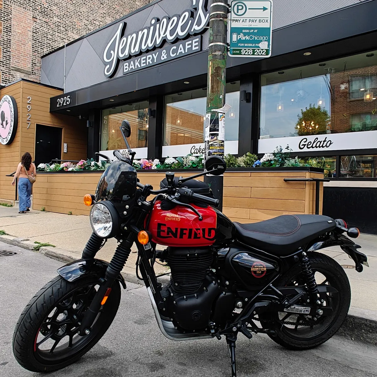 Royal Enfield продала более четверти миллиона мотоциклов всего за последние 3 месяца — фото 3