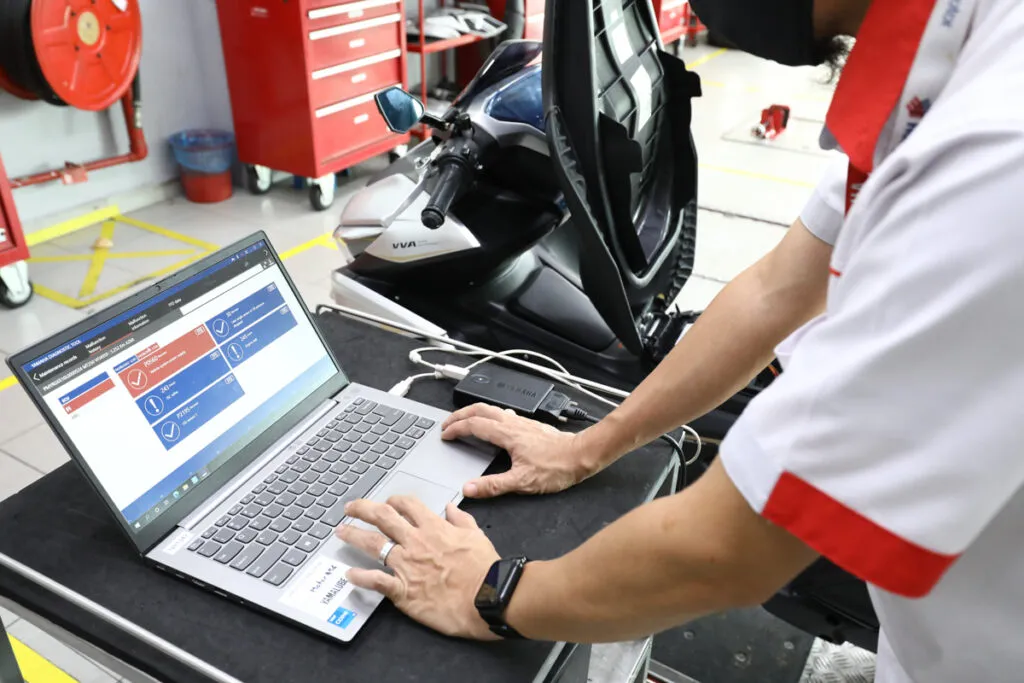 Масштабное расширение сервисной сети: HLYM достигла отметки в 300 центров Yamaha Quality Service в Малайзии — фото 4