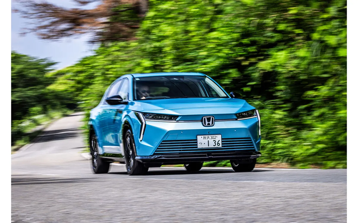 Тест-драйв новой Honda Insight: став электромобилем китайского производства, Insight превратился в практичный автомобиль, который можно использовать как «бытовую технику»