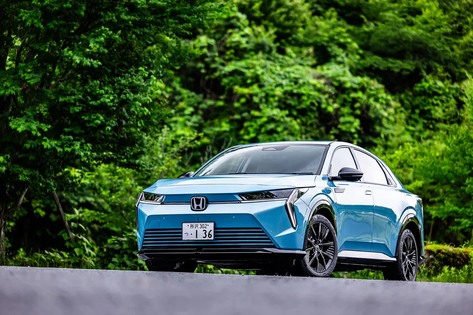 Тест-драйв новой Honda Insight: став электромобилем китайского производства, Insight превратился в практичный автомобиль, который можно использовать как «бытовую технику» — фото 2