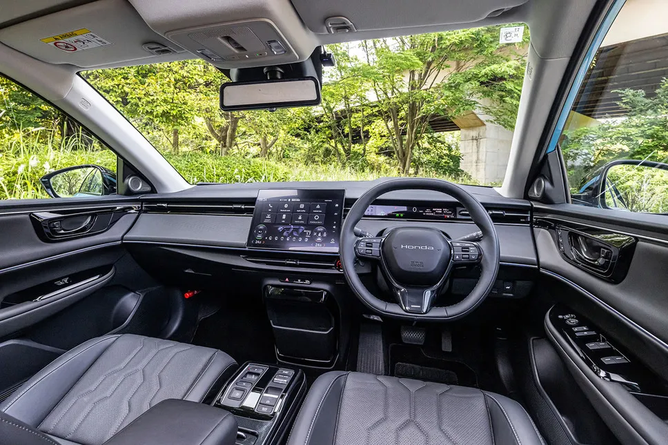 Тест-драйв новой Honda Insight: став электромобилем китайского производства, Insight превратился в практичный автомобиль, который можно использовать как «бытовую технику» — фото 3