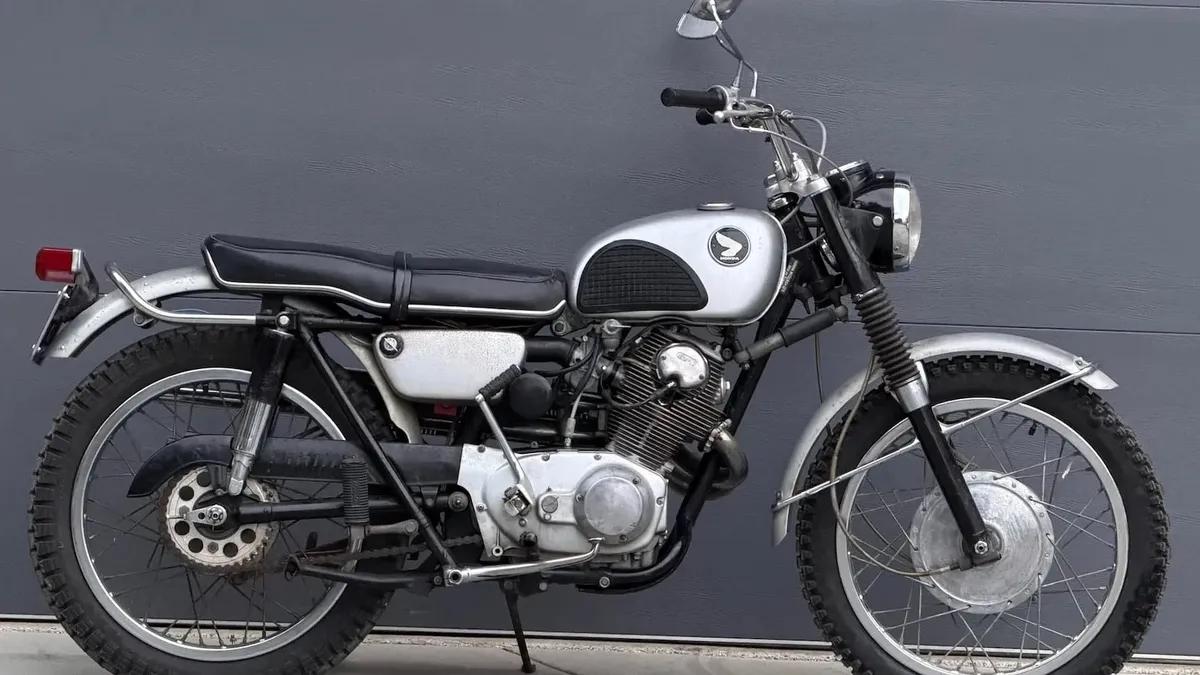Аукцион Honda CL72 Scrambler 1964 года, принадлежавшего Элвису Пресли, подходит к концу