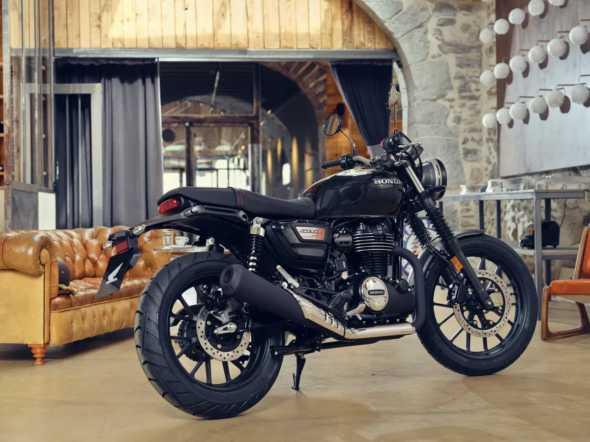 В Индии представлен ретро-мотоцикл Honda CB500 — может ли это привести к появлению GB500 в Великобритании и Европе? — фото 4