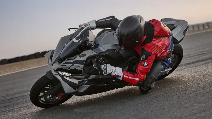 Отзыв BMW S 1000 RR 2020–2026 годов выпуска из-за неисправности замка зажигания — фото 2