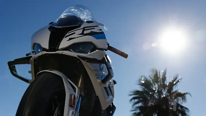 Отзыв BMW S 1000 RR 2020–2026 годов выпуска из-за неисправности замка зажигания — фото 3
