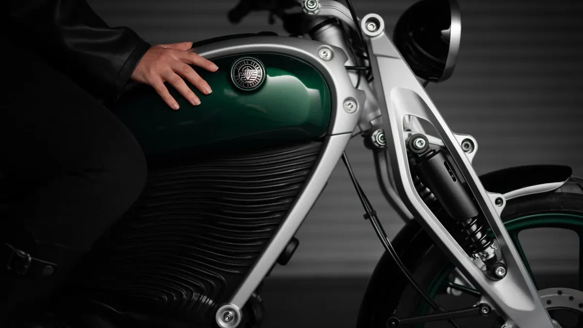 Royal Enfield расширяет сеть Flying Flea по мере приближения поэтапного запуска