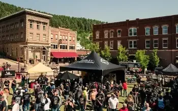 Звезда NASCAR Уоллес назначен почетным маршалом короткого трека Jackpine Gypsies — фото 2