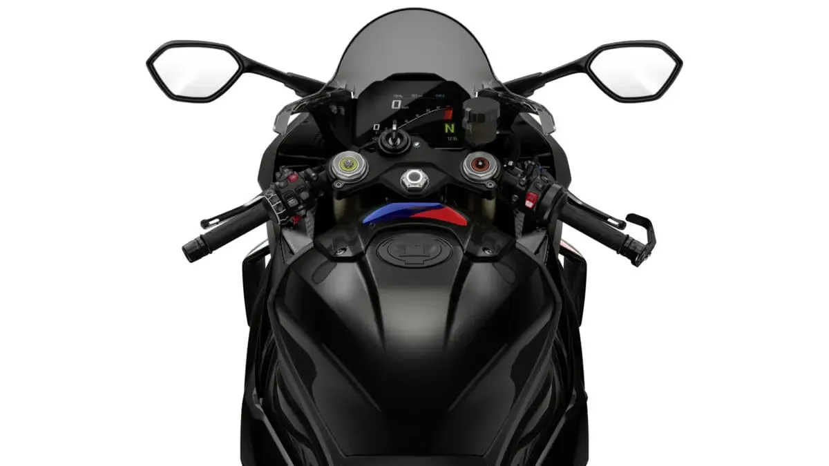 BMW обновляет линейку 2027 года, во главе которой стоит M 1000 RR — фото 3