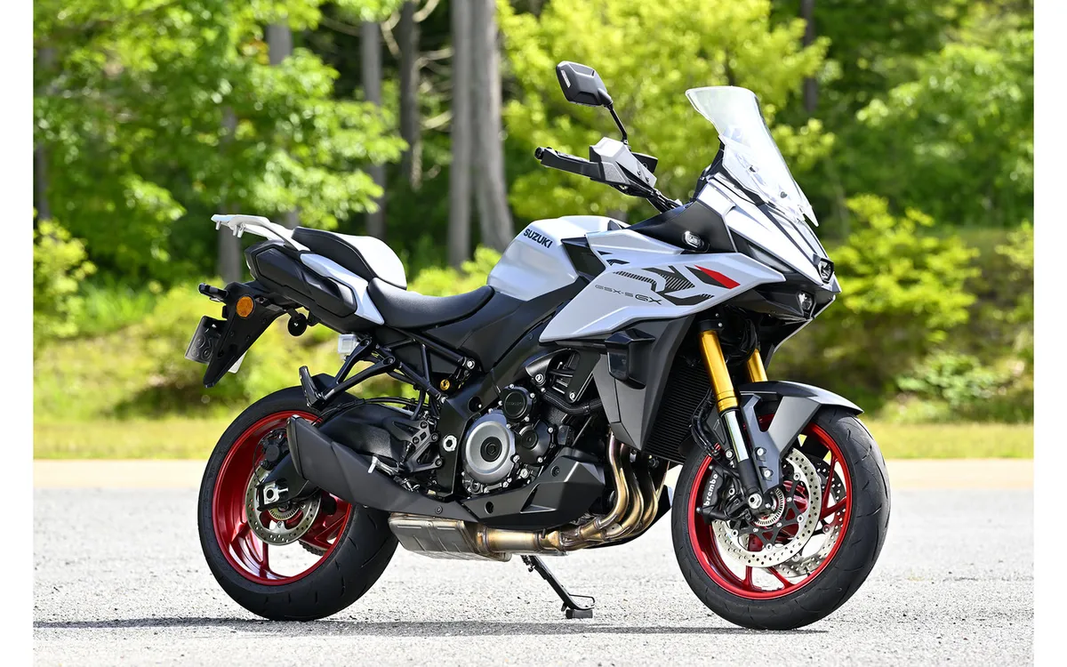 Тест-драйв Suzuki GSX-S1000GX: это адвенчер или суперспорт? «Крылатый» бунтарь от Suzuki — фото 3