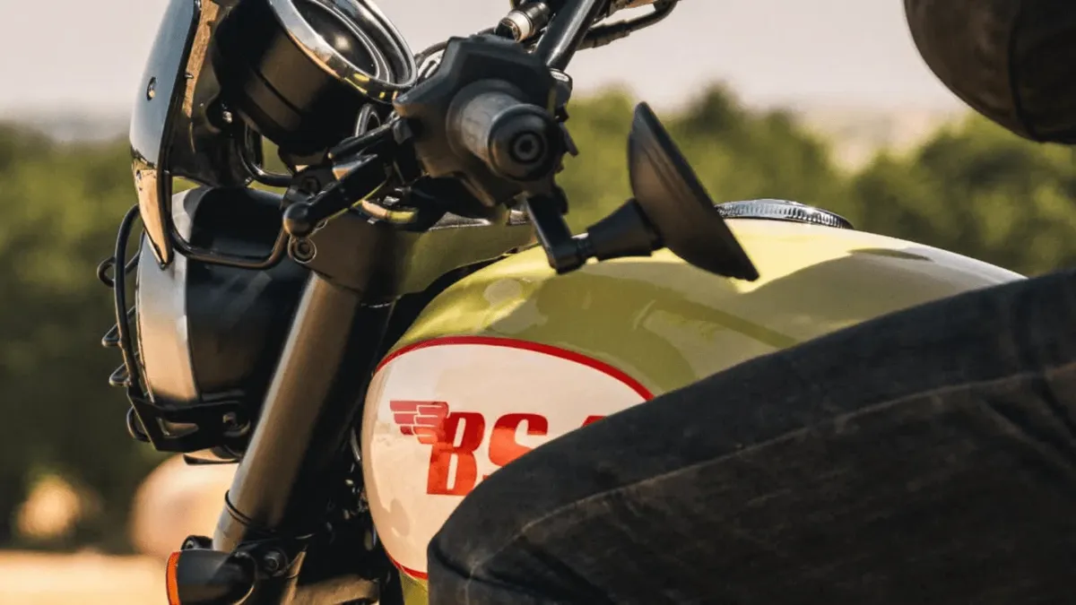 BSA Bantam 350 получил новую расцветку в честь годовщины — фото 3