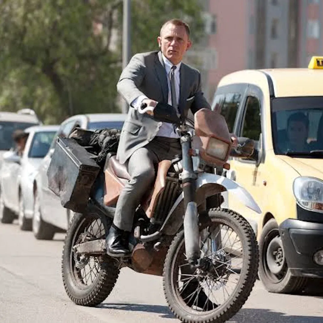 BSA Bantam 350 получил новую расцветку в честь годовщины — фото 4