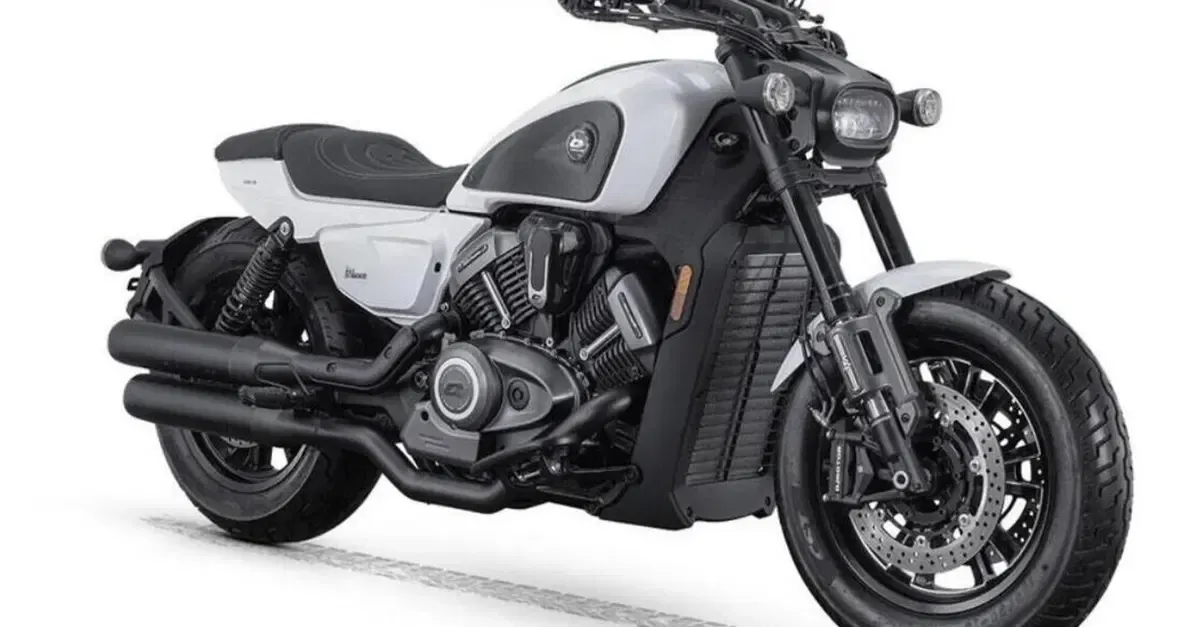 Круизер QJMotor SRV600 V4 обновляется: появляется автоматическая коробка передач