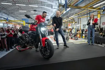 Ducati Monster завоевал Red Dot Design Award 2026 — фото 4