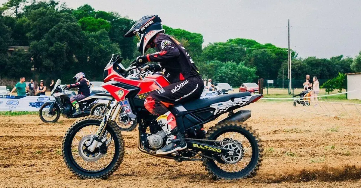 Bultaco возвращается! Но с очередным перелицованным китайским адвенчером...