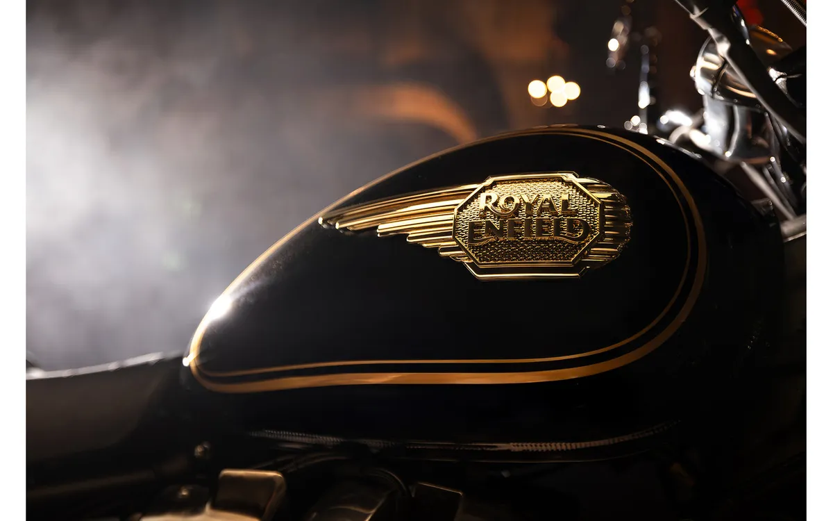 Royal Enfield представила BULLET 650 — новый классический мотоцикл с 648-кубовым параллельным твином от 980 100 иен — фото 2
