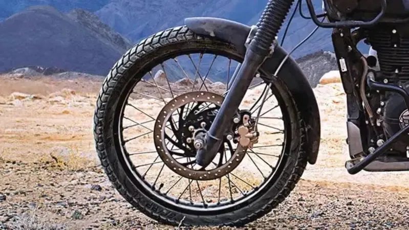 Royal Enfield Himalayan 440: легендарная 411 с воздушным охлаждением скоро вернётся — фото 4
