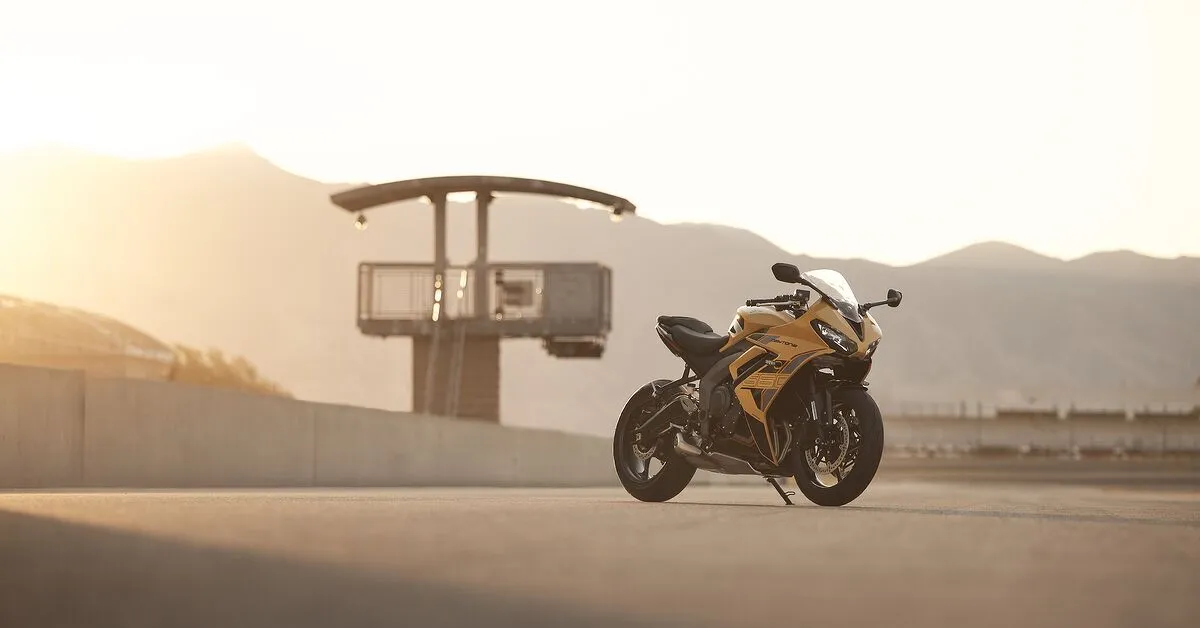 2026 Triumph Daytona 660: Первый взгляд | Motorcycle.com