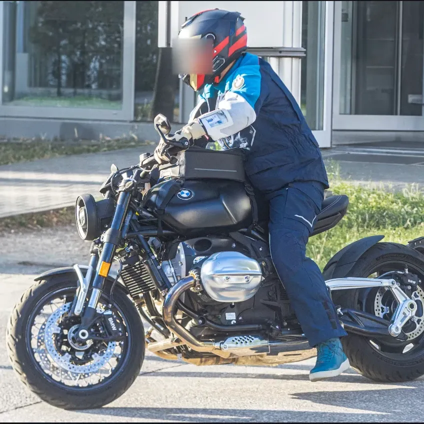 BMW R20 замечен на тестах. Двухлитровый монстр перешёл от концепта к почти серийной версии — фото 3