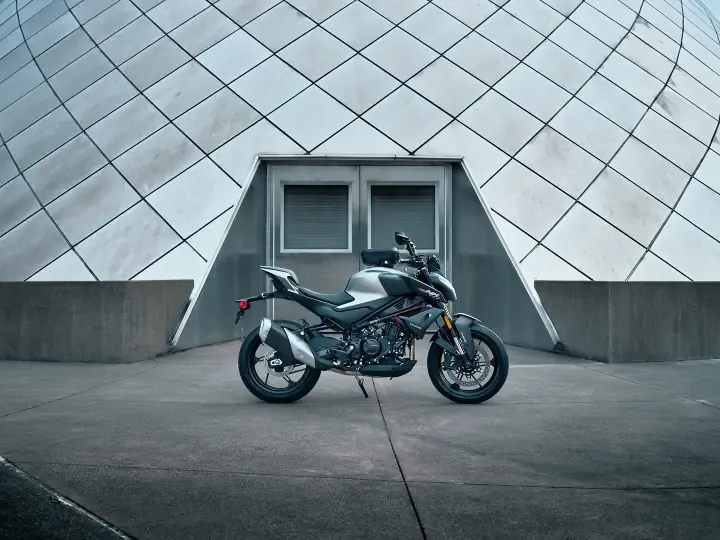 Галерея CFMOTO 450NK 2027 модельного года