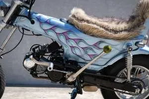 Honda Dax превратился в мини-чоппер с ручным переключением передач — фото 4