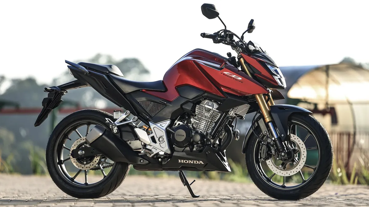 Honda представила CB300F Twister 2027 года: технические улучшения, новый стиль и расширенные функции безопасности — фото 3