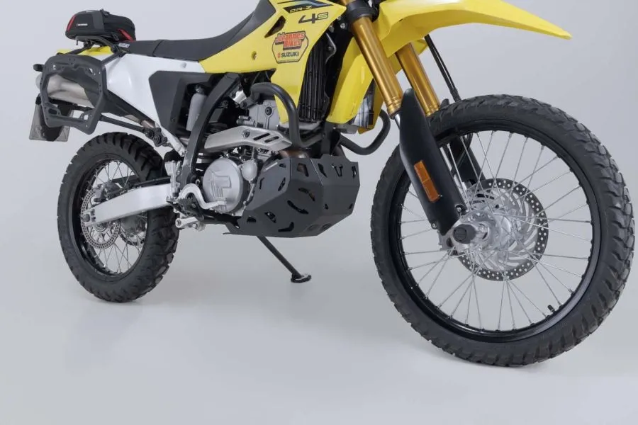 Suzuki DR-Z4S привлекает внимание SW-Motech