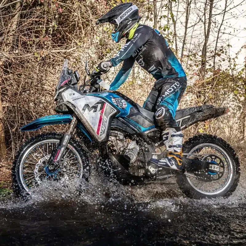 Тест CFMOTO 1000 MT-X: лицом к лицу с макси-эндуро всего за 9 990€ — фото 3