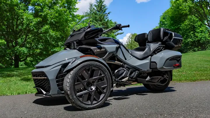 Галерея Can-Am Spyder F3-S, F3-T и F3 Limited 2027 модельного года