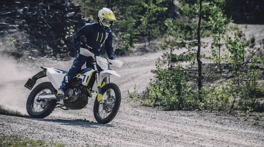 Husqvarna объявила отзыв моделей 2022-2024 годов из-за возможного отказа заднего тормоза — фото 2