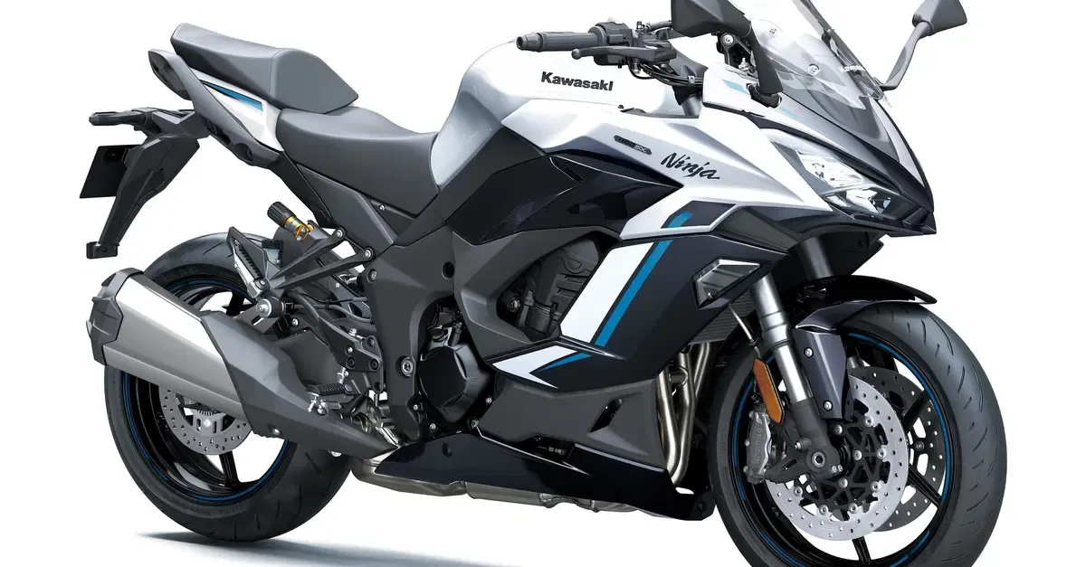 Kawasaki Ninja 1100SX MY27: новые расцветки для спорт-турера из Акаси